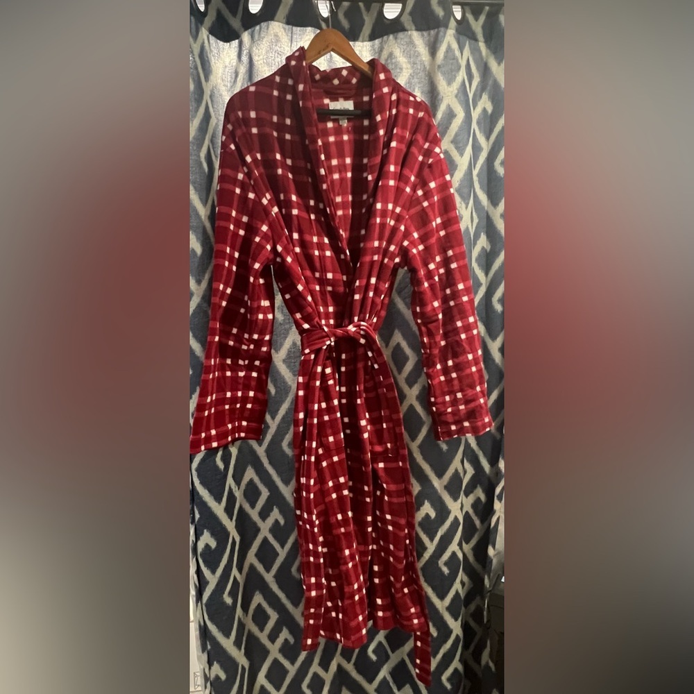 Goodfellow L/XL Red Plaid Bath Robe